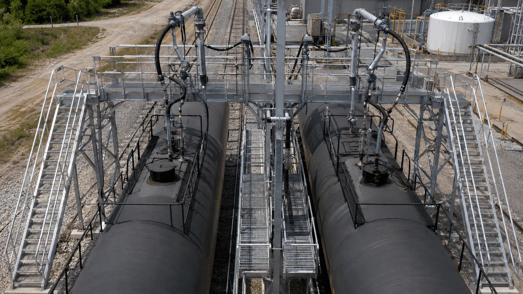 Loading-arm and transfer equipment